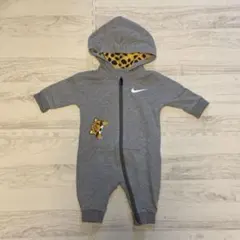 NIKE ナイキ　ベビー ロンパース フード付き グレー