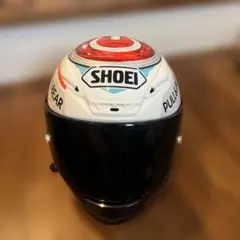 1/2 レプリカ マクラーレン ミカ・ハッキネン ヘルメット ⭐︎オマケ台座付き 1/2 レプリカ マクラーレン ミカ・ハッキネン ヘルメット ⭐︎オマケ