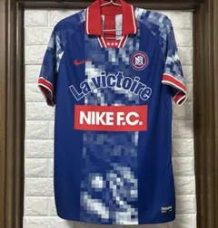 Item thumbnail for item cf14cf05-7065-4f31-869f-c1d31882a923