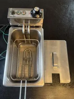 タイジ 4ℓ ステンレス製 電気フライヤー 2バスケット付き - メルカリ