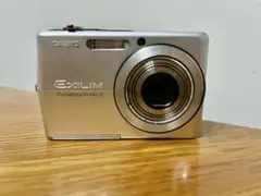 CASIO EXILIM 7.2メガピクセル コンパクトデジタルカメラ CASIO EXILIM 7.2メガピクセル コンパクトデジタルカメラ - メルカリ