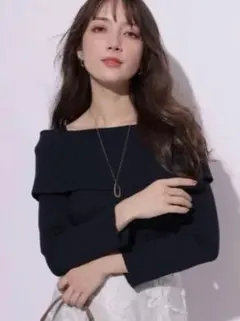 Apuweiser-riche ネイビー オフショルダー 長袖ニット