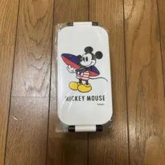 Item thumbnail for item 41eeb7b1-f609-4f5f-aaa8-10e9f4724576