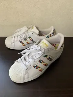 adidas／スニーカー／23.5㎝