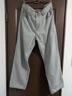ワイドストレートジーンズ