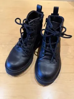 ZARA ブラックフェイクレザー レースアップブーツ 17.5cm