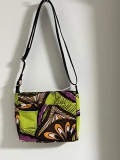 Item thumbnail for item a3f9e289-1256-4bea-a6ec-e5ae61ff9732