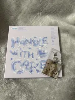 izna HANDLE WITH CARE 限定版CD・キーリング ジョンウン