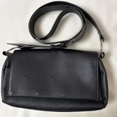 BEARDSLEY風 ブラック PUレザーバッグ　刺繍ドット　ショルダー