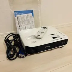EPSON EB-S04 プロジェクター 元箱有のサムネイル