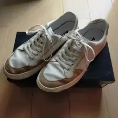 【美品】レザースニーカー　Assur ホワイト/ベージュ