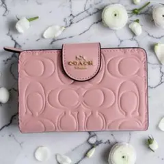 COACH　コーチ　二つ折り財布　キルティング　ピンク