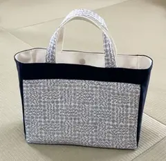 リバティ　ハンドメイド　トートバッグのサムネイル