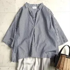 美品 エリオポール スキッパー バンドカラー 五分袖 ストライプブラウスのサムネイル