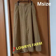 ロングスカート　フレアスカート　LOWRYS FARM　無地