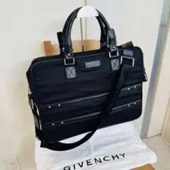 GIVENCHY 4Gモノグラム 2wayブリーフケース A4 PC対応 通勤のサムネイル