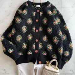 美品 ハンドメイド 花柄刺繍 ウール ノーカラー ニットカーディガン◆ブラック