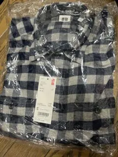 ネイビーチェックシャツ