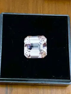 希少！ブラジル産超大粒クンツァイト15.775ct ソーティング付き蛍光あり