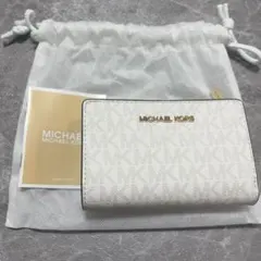【新品・未使用】MICHAEL KORS 二つ折り財布