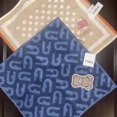 新品タグ付フルラ　ブルーロゴくま、ベージュドットバック刺繍　タオルハンカチセット
