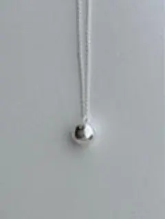 チエコプラス（chieko+） wonky ball necklace