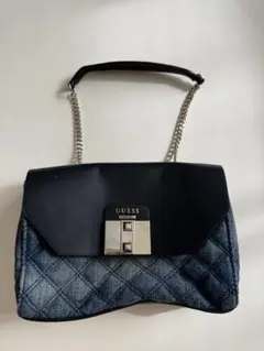 【GUESSショルダーバッグ】