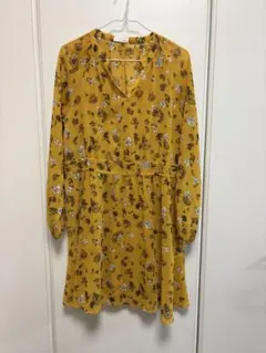 index 長袖 ワンピース　辛子色に花柄　Mサイズ　未使用に近い