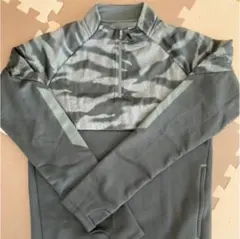 NIKE ナイキ ハーフジップ プルオーバー ジャージ ブラック Sサイズ