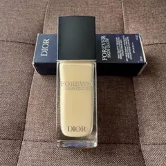 Dior フォーエバーフルイドグロウリキッドファンデーション 1W