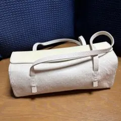 The Row上質牛革ショルダーバッグ｜大容量バケット型 通勤・デイリー