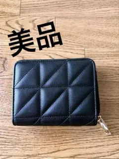 （お値下げ中）キルティング 二つ折り財布 ブラックのサムネイル