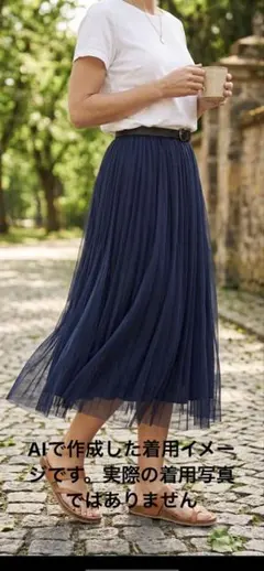 UNIQLO チュールフレアスカート ネイビー Lのサムネイル