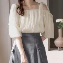 【apres jour】オフショルダーシフォンブラウス