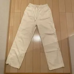 クリーム色 コーデュロイカジュアルパンツ