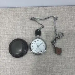 ミ*ー様 HOWARD 懐中時計 チェーン付き　ジャンク品 ミ*ー様 HOWARD 懐中時計 チェーン付き ジャンク品 - メルカリ