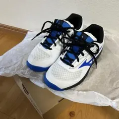 ミズノ　テニスシューズ　男女兼用　24㎝