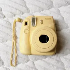 ジャンク品】Fujifilm Instax Mini 8 イエロー本体