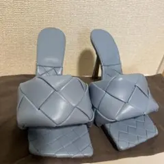 BOTTEGA VENETA編み込みデザイン 高ヒールミュールのサムネイル