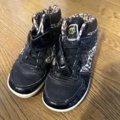 VANSハイカットスニーカー キッズ22cm