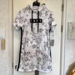 新品未使用　DKNY SPORT フード付き 半袖ワンピース 花柄　S