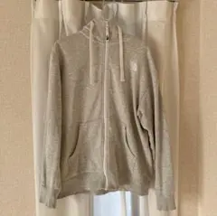 THENORTHFACE 灰色パーカー