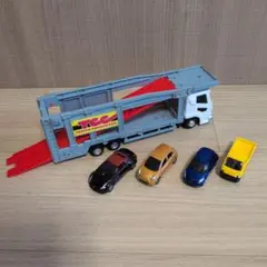 トミカワールド トミカとあそぼう！キャリアカーセットのサムネイル