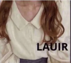 ラウアー LAUIR クリーム色 大きな襟 長袖ブラウス 레트로 長袖シャツ M