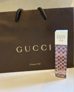 GUCCI ENVYme 30ml 残量6割ほど　香水　ショッパー付き