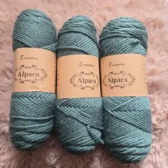 ふわふわ　アルパカ毛糸　300g　グリーンカラー　編み物　緑