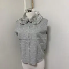 ファー付き　ベスト　グレー