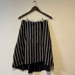 7/31まで期間限定出品！最終値下げ！レディラックルカ ラップ風フレアスカートのサムネイル
