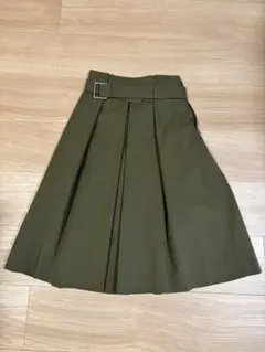 AKRIS プリーツスカート 38 ベルト取り外し可 - メルカリ