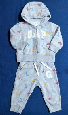 GAP Baby 12〜18month 恐竜 スエット上下 セットアップ